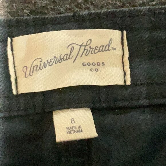 Universal Thread Women's Mid Rise Super Wide Leg Jeans Black - Picture 4 of 6